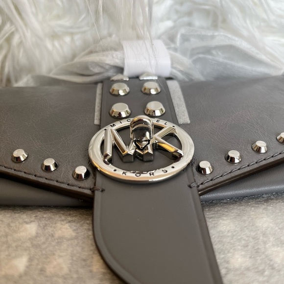 MICHAEL MICHAEL KORS
Greenwich Small Studded Metallic Logo Grey Crossbody Bag - Picture 7 of 16